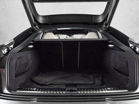 Used 2024 Audi Q8 e-tron Premium Plus AWD/4WD image 6