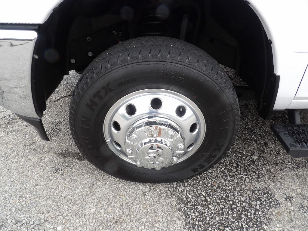 Used 2026 RAM 3500 Tradesman w/ Chrome Appearance Group AWD/4WD image 58