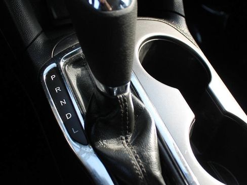 Used 2017 Chevrolet Cruze LT image 33