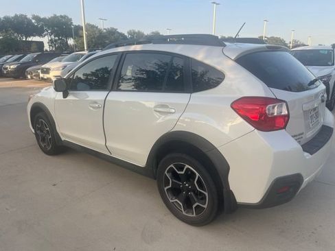 Used 2014 Subaru Crosstrek 2.0i Premium w/ Popular Package #2 AWD/4WD image 4