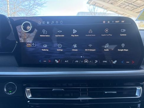 Used 2026 Chevrolet Traverse LT w/ Midnight/Sport Edition image 34