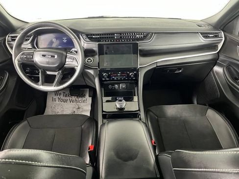 Used 2023 Jeep Grand Cherokee L Laredo AWD/4WD image 42