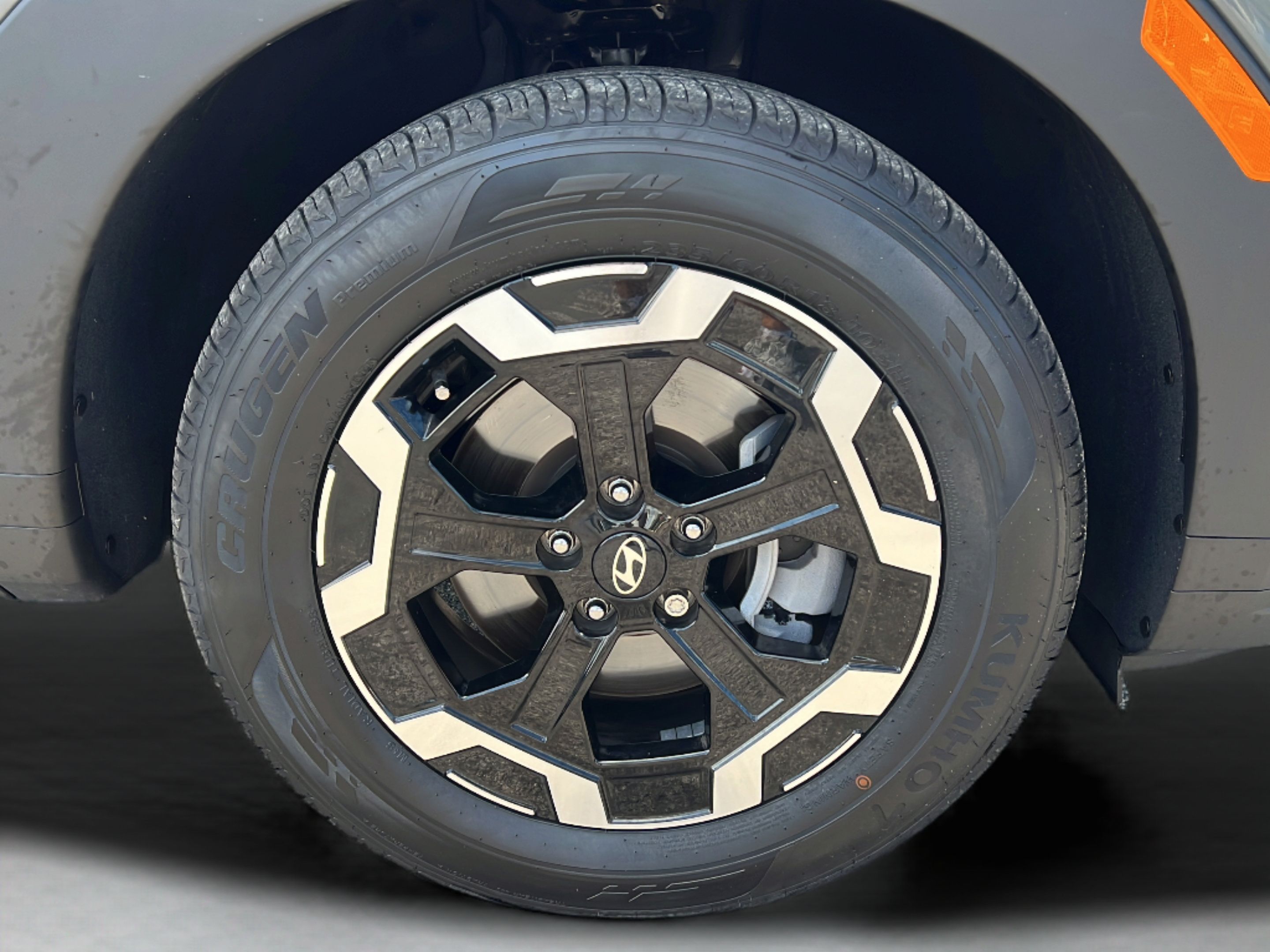 Certified 2024 Hyundai Santa Fe SE FWD image 10