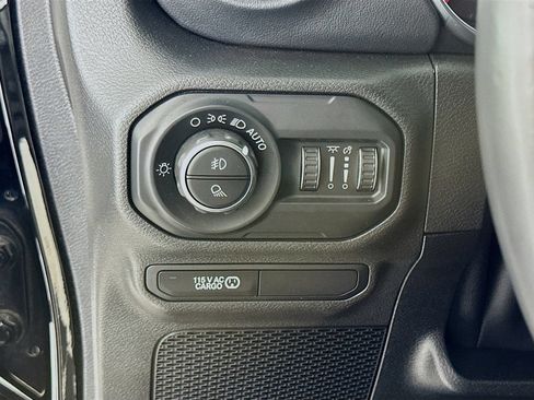 Used 2020 Jeep Gladiator Rubicon AWD/4WD image 11