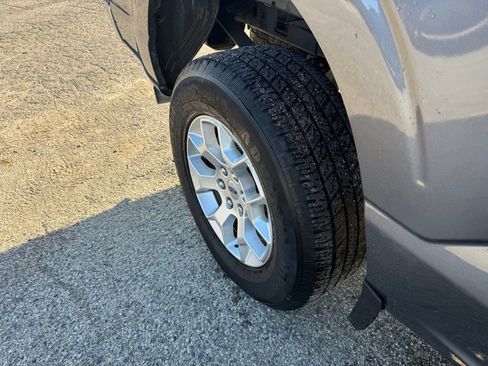 Used 2023 Ford F150 XLT image 17