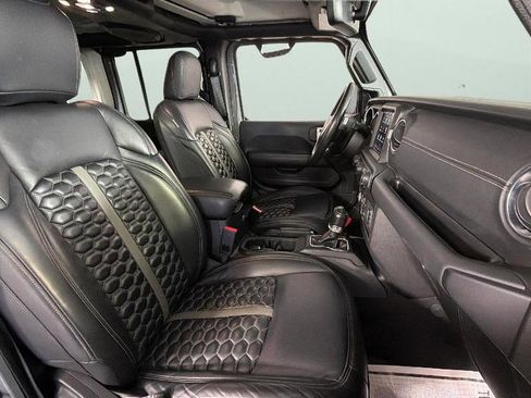 Used 2023 Jeep Wrangler Unlimited Sahara w/ Cold Weather Group AWD/4WD image 34