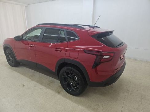 New 2026 Chevrolet Trax LT w/ Driver Confidence Package FWD image 6
