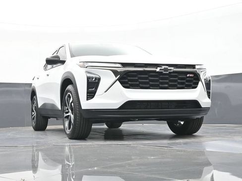 New 2026 Chevrolet Trax RS w/ Driver Confidence Package FWD image 47