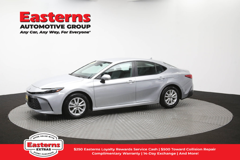 Used 2025 Toyota Camry LE w/ Convenience Package FWD image 59