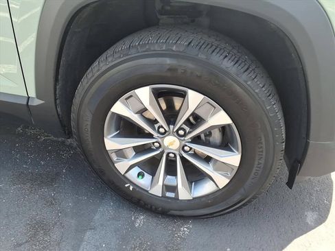 Used 2025 Chevrolet Equinox LT w/ Convenience Package II FWD image 15