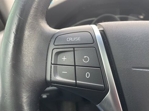 Used 2017 Volvo S60 T5 Dynamic image 16