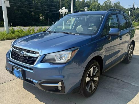 Used 2017 Subaru Forester 2.5i Limited image 1