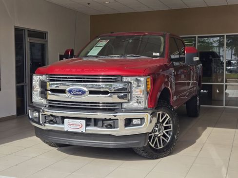 Used 2017 Ford F250 Lariat w/ Lariat Ultimate Package AWD/4WD image 1