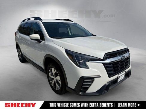 Certified 2025 Subaru Ascent Premium image 1
