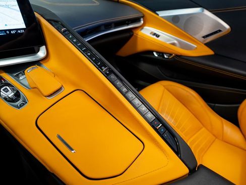 Used 2021 Chevrolet Corvette Stingray Preferred Conv w/ Battery Protection Package RWD image 46
