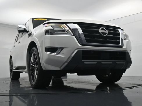 Used 2023 Nissan Armada Platinum w/ Captain's Chairs Package AWD/4WD image 35