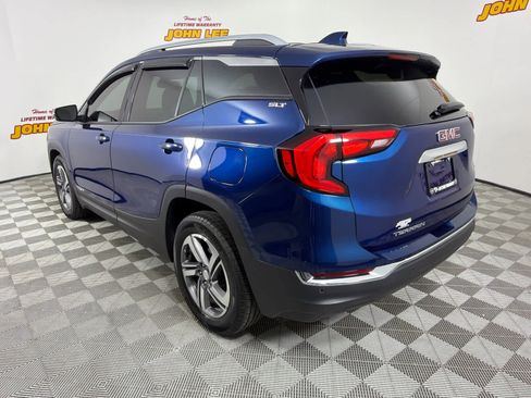 Used 2019 GMC Terrain SLT w/ Preferred Package FWD image 3