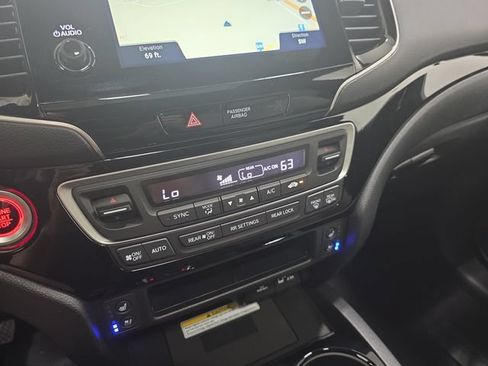 Used 2021 Honda Passport Elite image 24