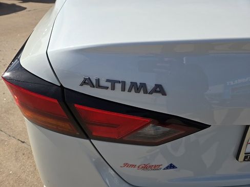 Used 2024 Nissan Altima 2.5 SR image 33
