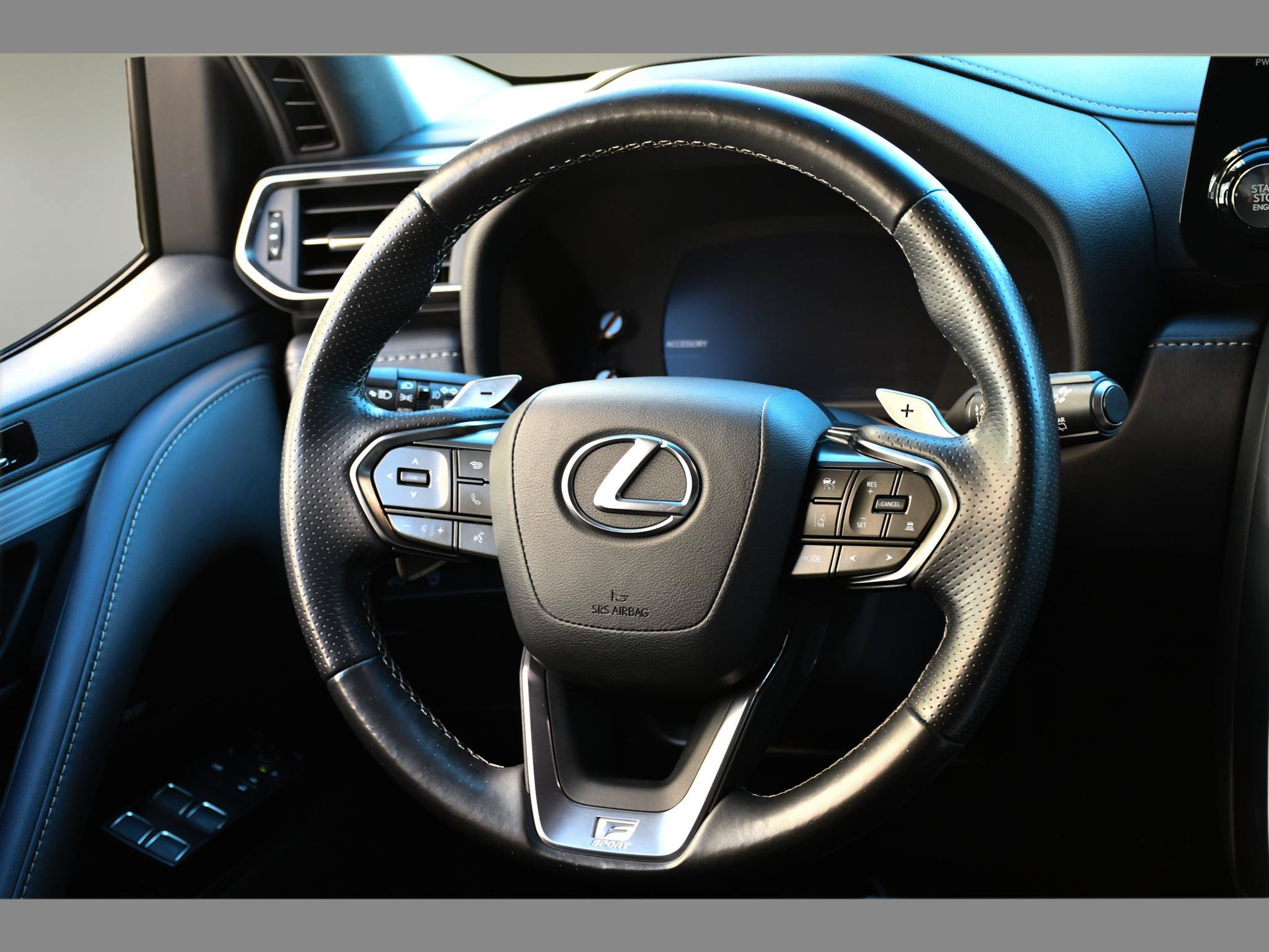 Used 2024 Lexus LX 600 F Sport AWD/4WD image 17