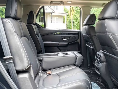 Used 2024 Honda Pilot Touring image 51