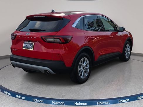 Used 2024 Ford Escape Active w/ Cold Weather Package FWD image 6