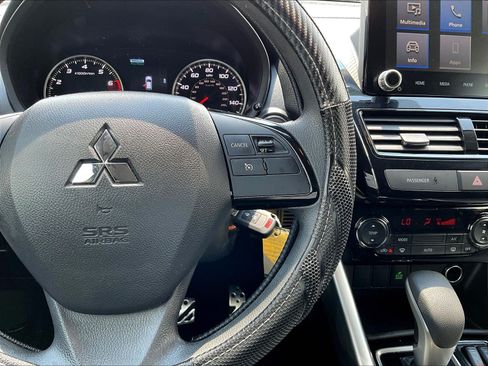 Used 2022 Mitsubishi Eclipse Cross LE AWD/4WD image 13