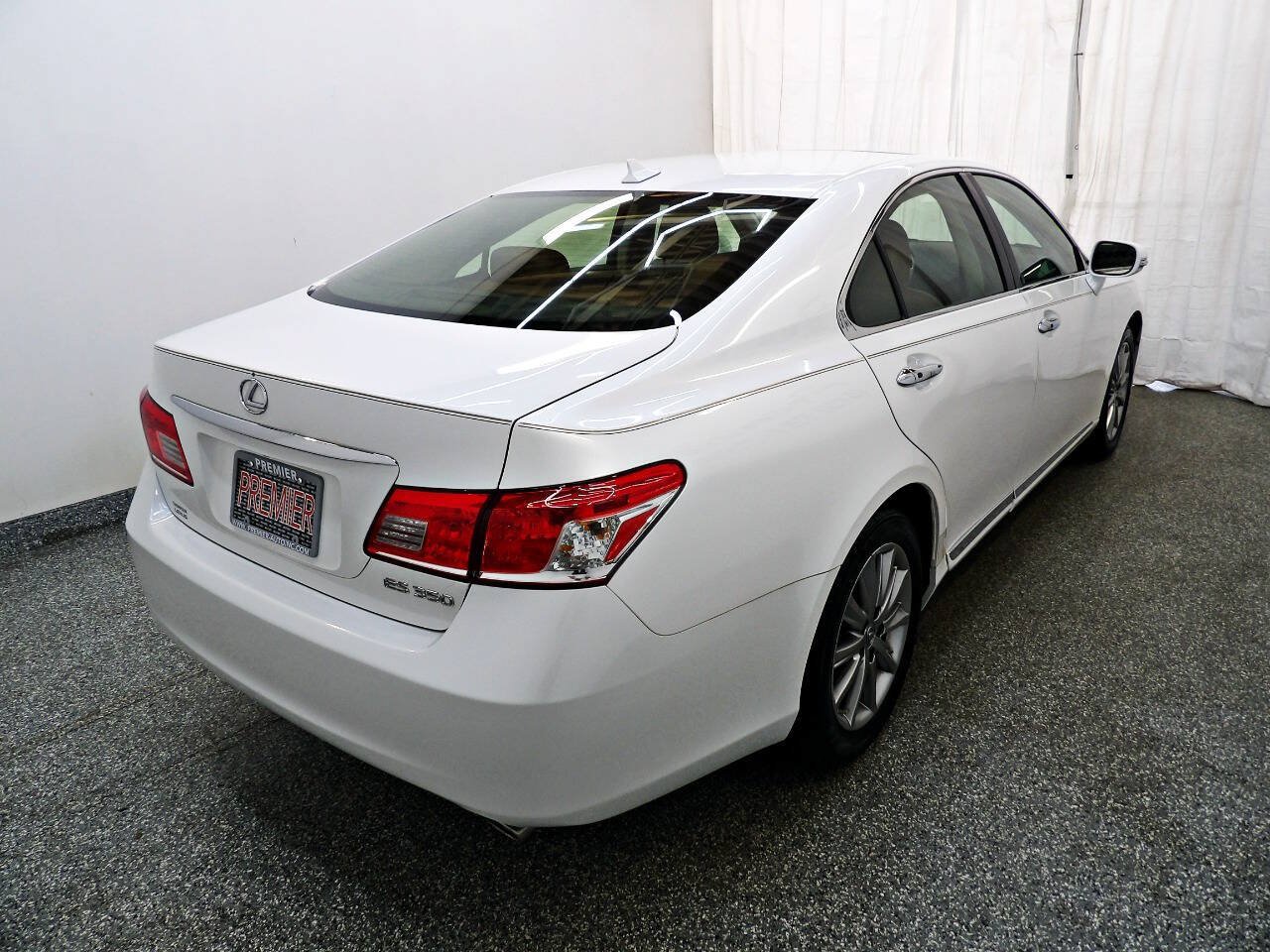 Used 2012 Lexus ES 350 w/ Touring Special Edition FWD image 6