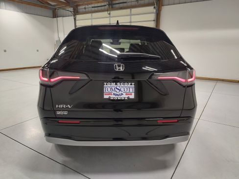 New 2026 Honda HR-V EX-L image 12