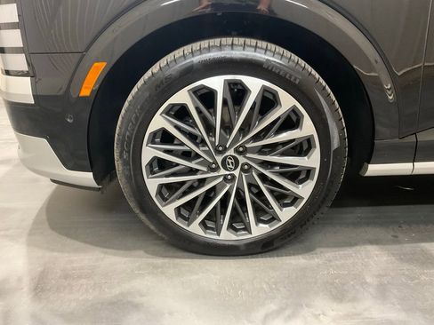 Used 2026 Hyundai Palisade Calligraphy FWD image 6