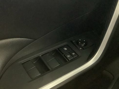 Used 2020 Toyota RAV4 LE w/ All Weather Liner Package AWD/4WD image 19