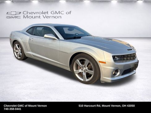 Used 2011 Chevrolet Camaro SS w/ RS Package RWD image 9