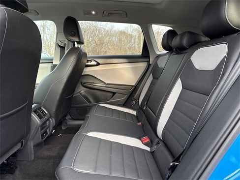Certified 2023 Volkswagen Taos SEL image 24