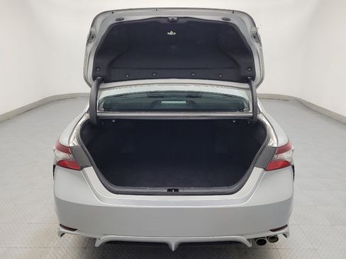 Used 2022 Toyota Camry SE image 29