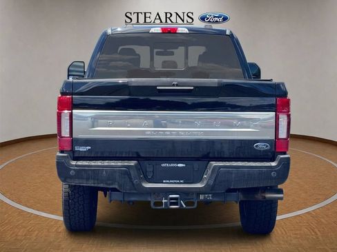Used 2022 Ford F350 Platinum AWD/4WD image 4