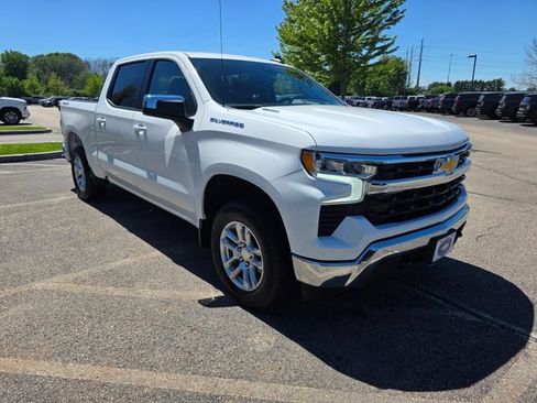 Used 2024 Chevrolet Silverado 1500 LT AWD/4WD image 6