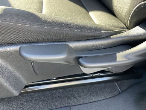 New 2025 Chevrolet Colorado W/T image 12