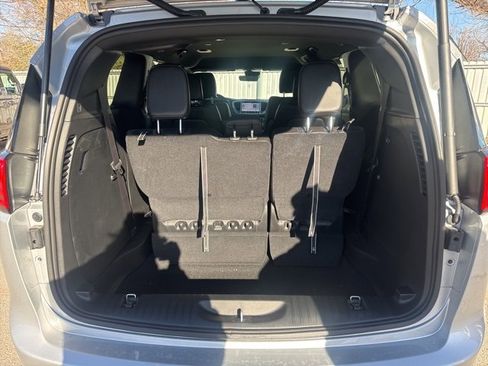 New 2026 Chrysler Voyager LX image 7