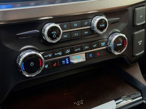 Used 2023 Ford F250 King Ranch w/ Chrome Package image 20