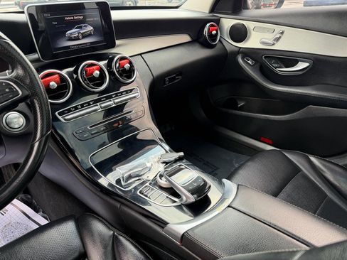 Used 2016 Mercedes-Benz C 300 4MATIC Sedan image 23
