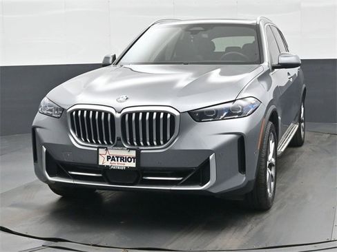 Used 2025 BMW X5 xDrive40i image 7