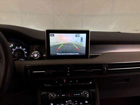 Used 2020 Lincoln Corsair AWD w/ Premium Package image 15