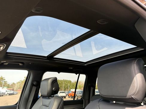 New 2026 Jeep Grand Wagoneer Limited AWD/4WD image 16