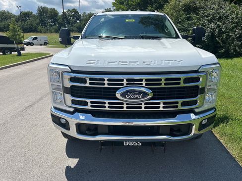 Used 2023 Ford F250 XL w/ Snow Plow Prep Package AWD/4WD image 14