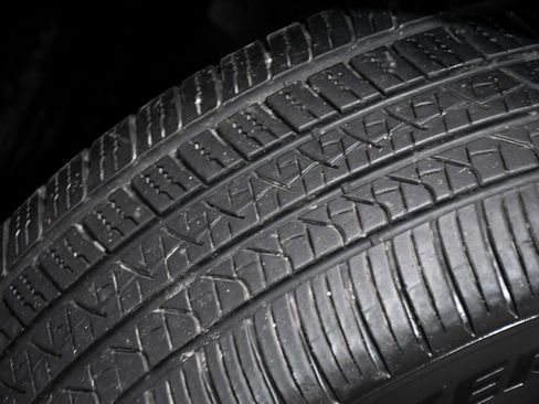 Used 2025 Mercedes-Benz GLE 350 4MATIC image 93