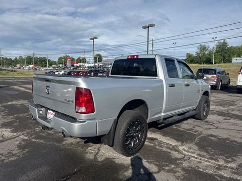 Used 2018 RAM 1500 Express w/ Express Value Package AWD/4WD image 8