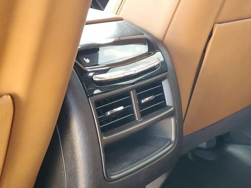 Certified 2024 Cadillac XT5 Premium Luxury w/ Technology Package AWD/4WD image 31