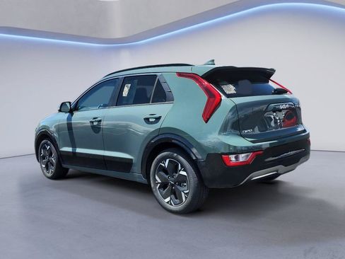Used 2023 Kia Niro Wind w/ Wind Preserve Package FWD image 8