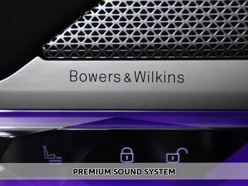 Used 2025 BMW i7 xDrive60 w/ Premium Package image 5