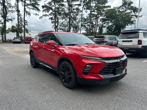 Used 2023 Chevrolet Blazer RS w/ Driver Confidence II Package AWD/4WD image 6